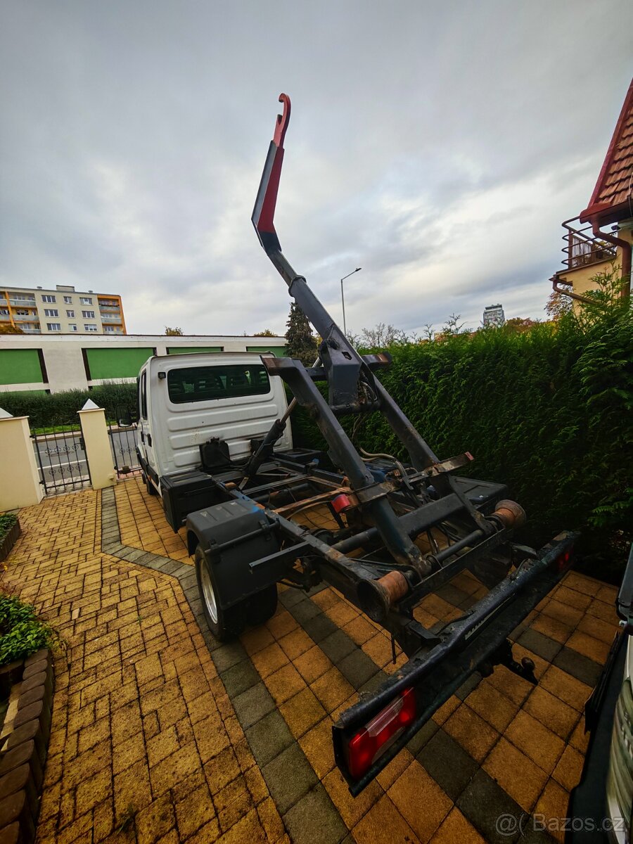 Iveco Daily 35S18C Dublecab (7 míst) - nosič kontejneru - 11