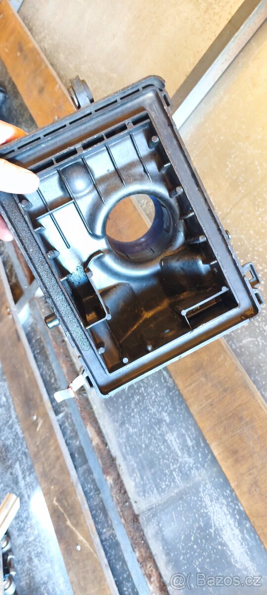 Náhradní díly Honda Civic 6g d14a3 předfl. - 11