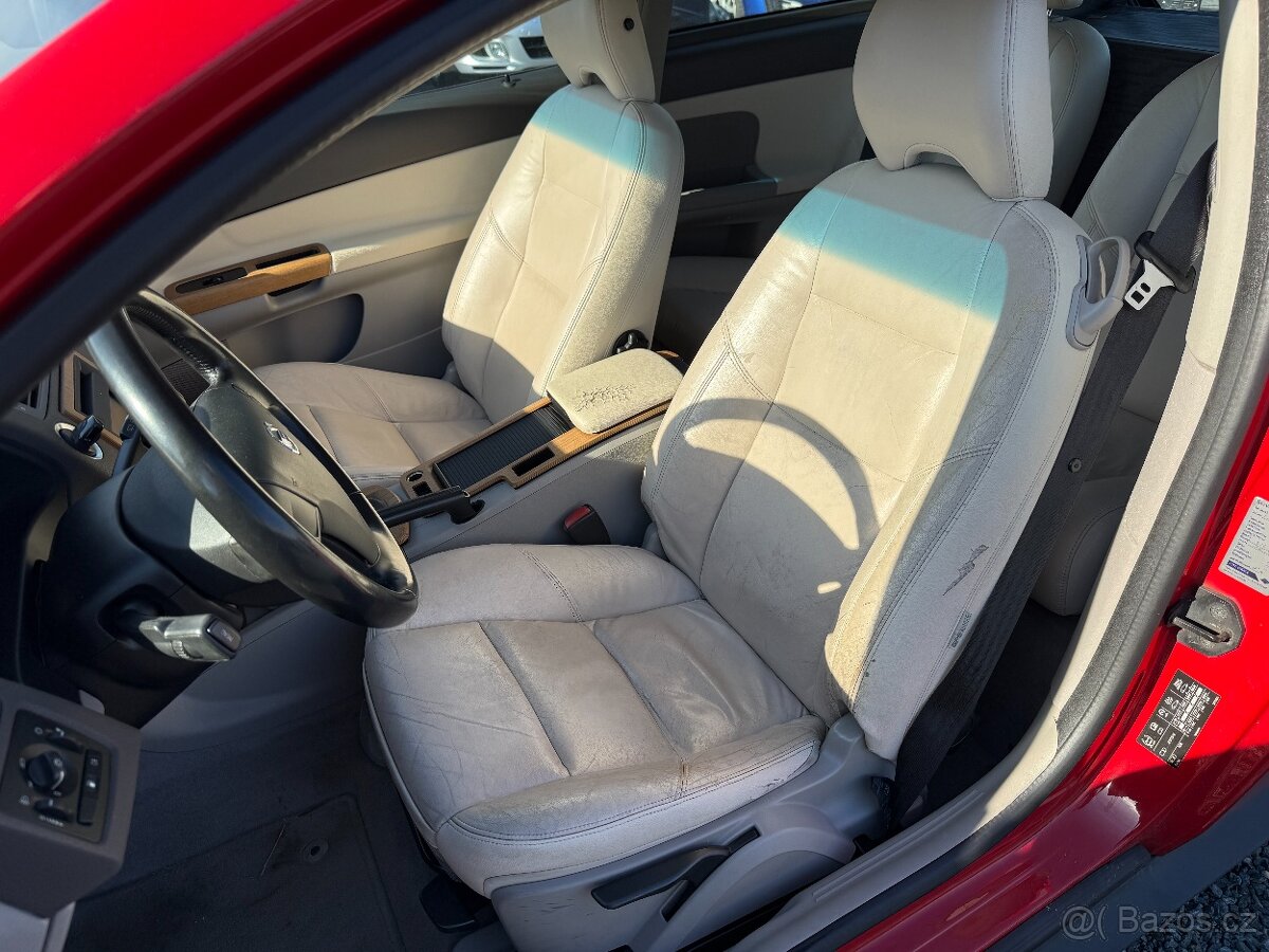 Volvo C30 1.6 D 80Kw - 11