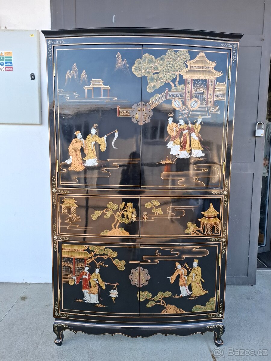 Ručně malovaná čínská masivní komoda - 11