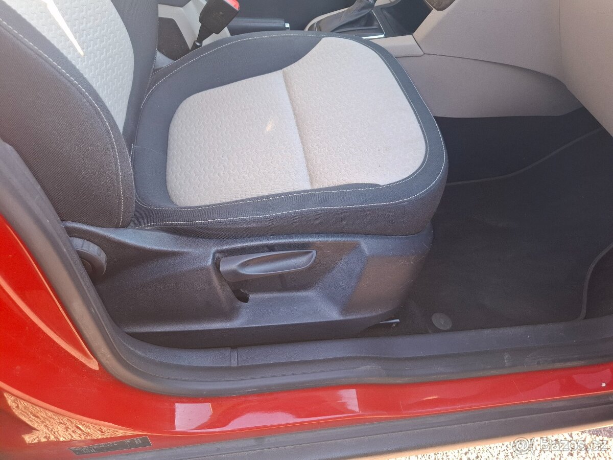 Škoda Yeti 1,2 TSI automat - 11