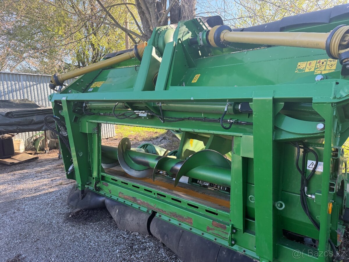 Kukurycny Adapter John Deere 8 radek - 11