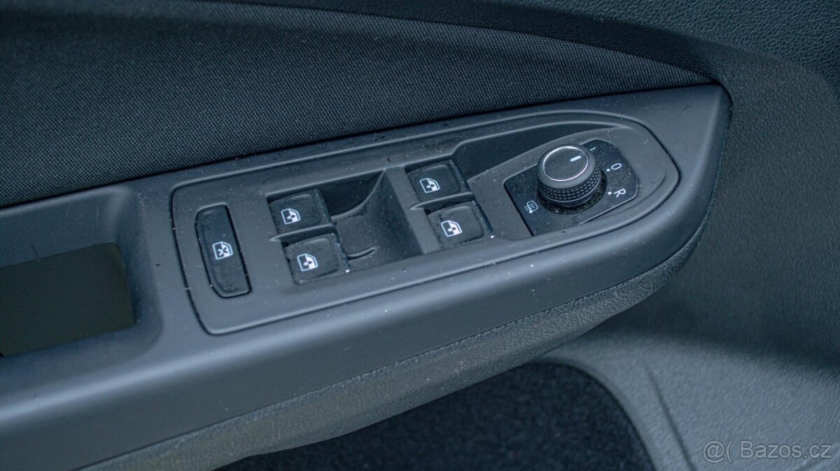 Volkswagen Golf Variant 2.0 TDI Life DSG - 11