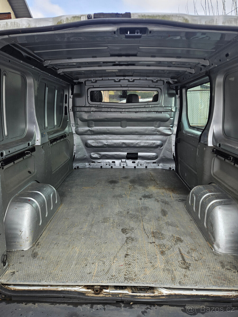Opel Vivaro 2.0 CDTI - 11