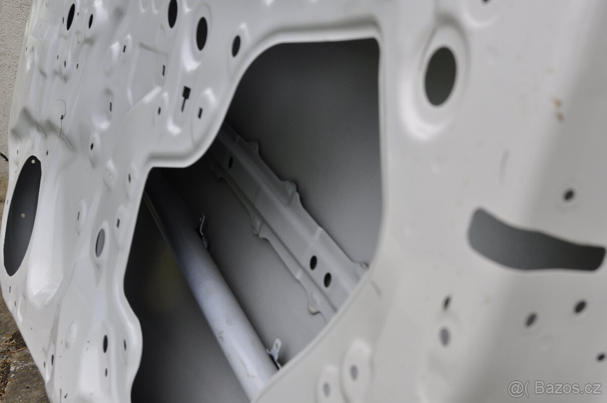 Toyota Yaris GR 4X4 -pravé dveře - 11