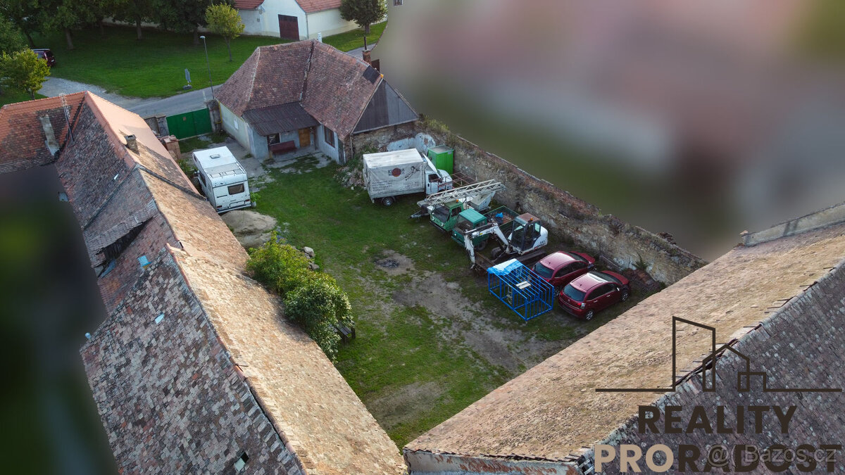 PRODEJ RODINNÉHO DOMU 2+1 V OBCI ŠTÍTARY - 11