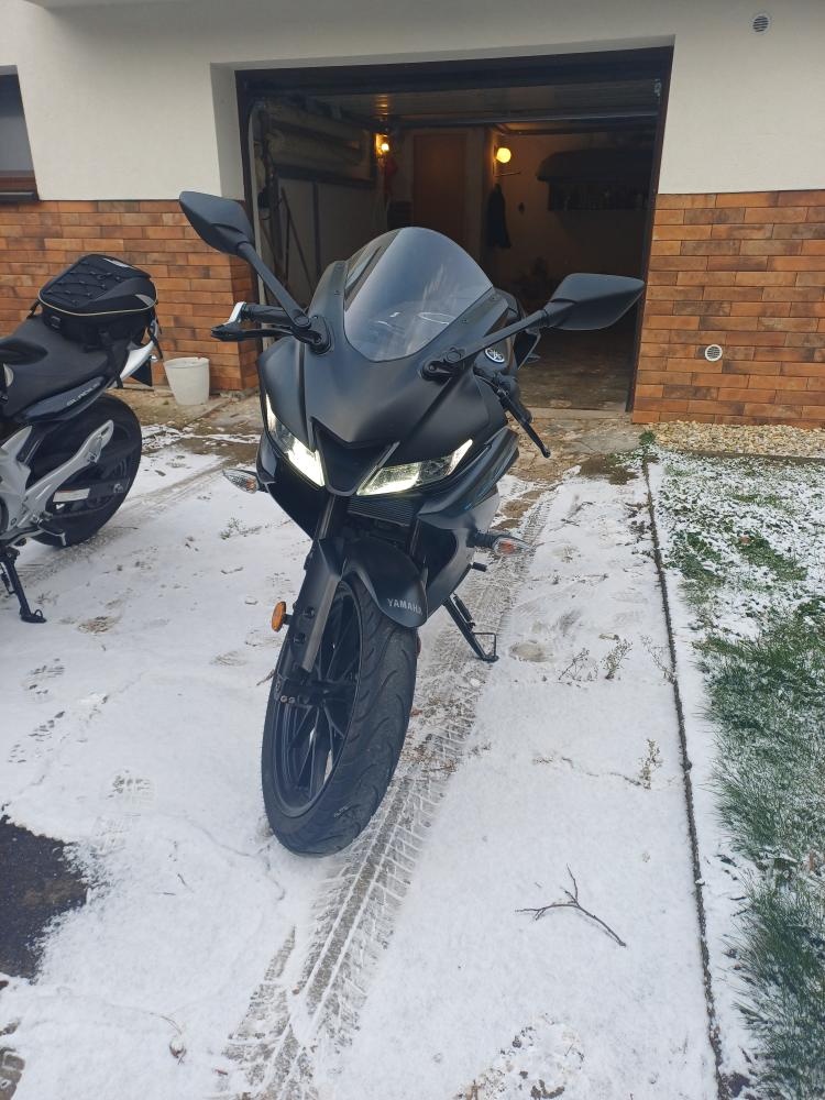 Yamaha YZF125 - 11