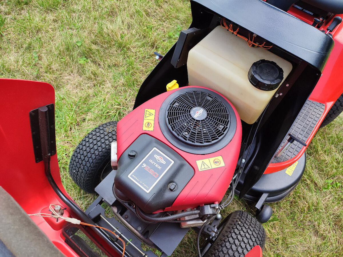 Prodám zahradní traktor Karsit 22/102HX - 11