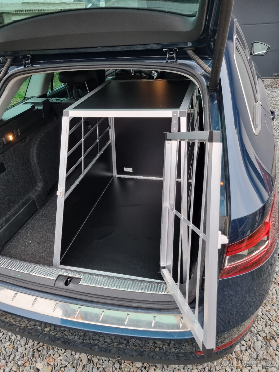 Alu přepravní box pro menší / střední psy - 11