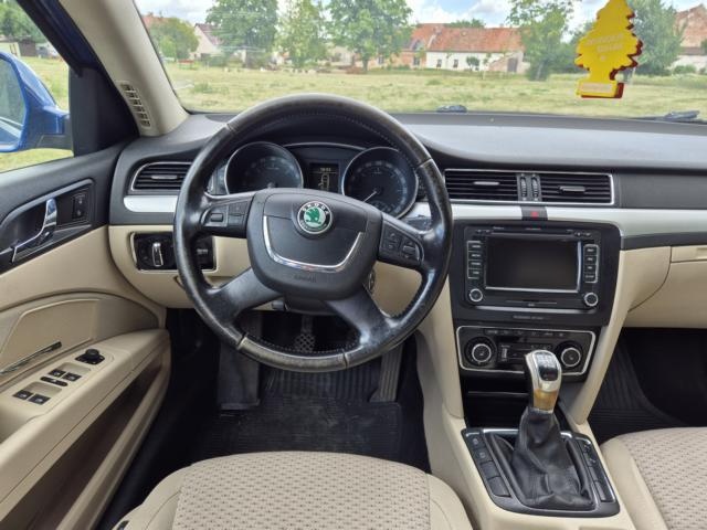 Prodám Škoda Superb 2.0 TDI 125 kW - Elegance 4x4 - 11