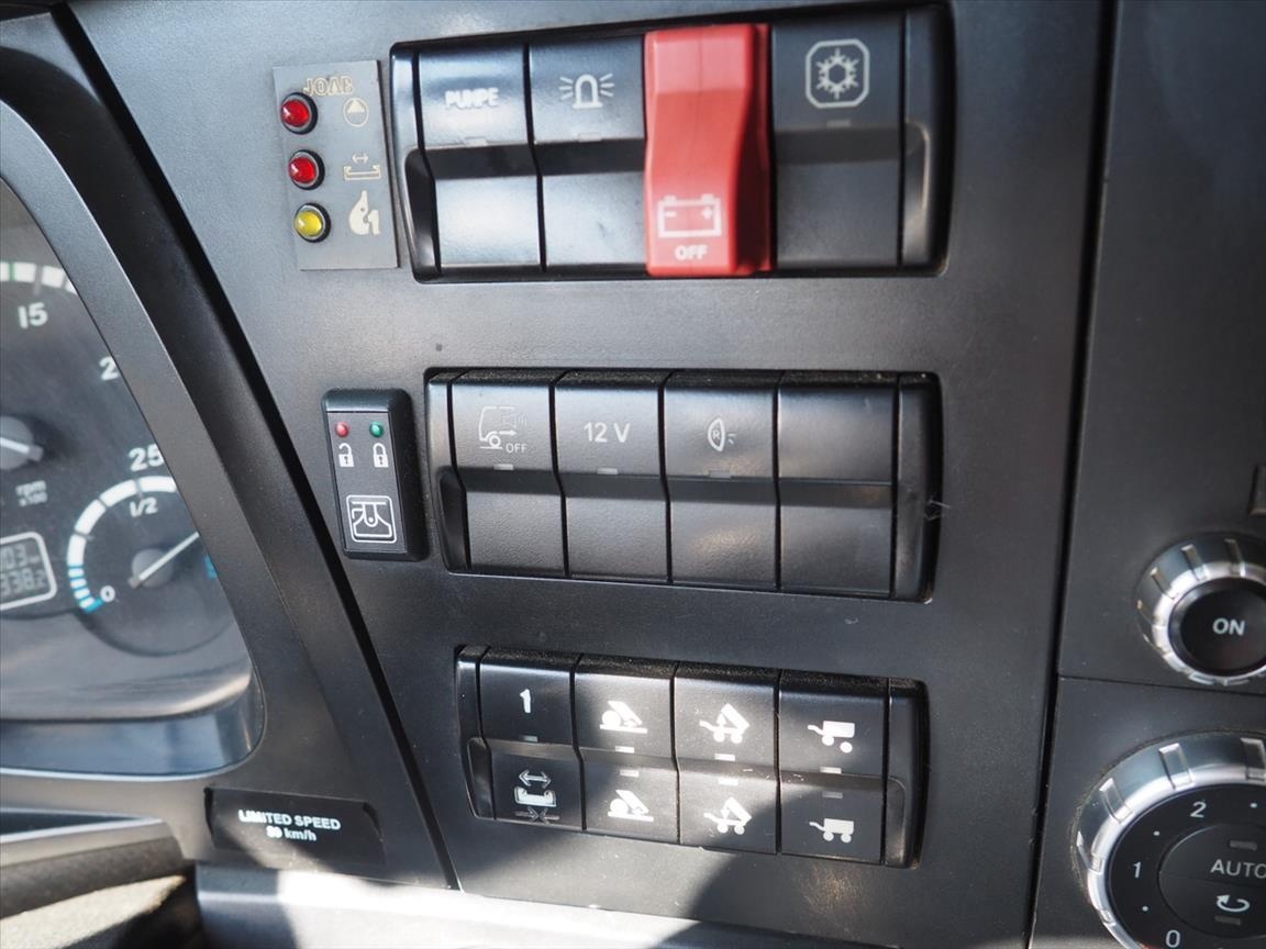 MB Arocs 2651 6x2 nosič kontejneru - 11