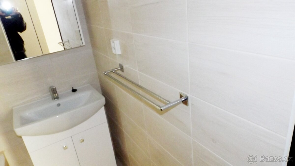 3+1 O.- Zábřeh, ul. Tylova, lodžie,17.000 Kč i s energiemi. - 11