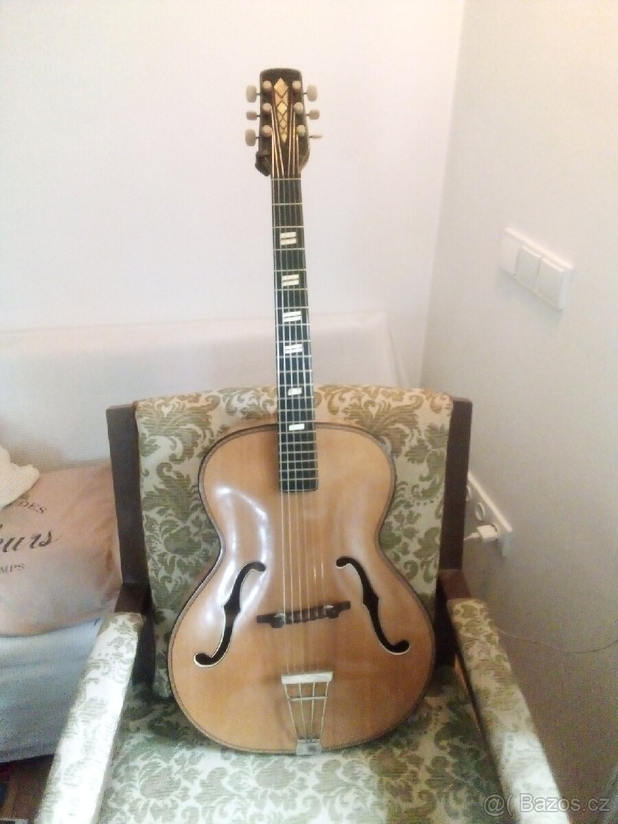 Cremona, Brauer, Stará kytara,Gibson - 11