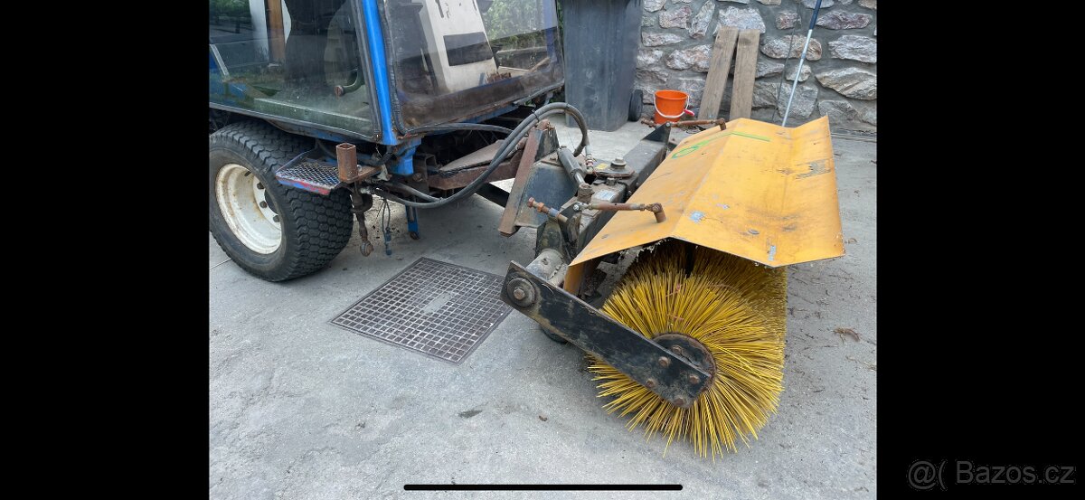 Iseki SF 330 4x4 - 11