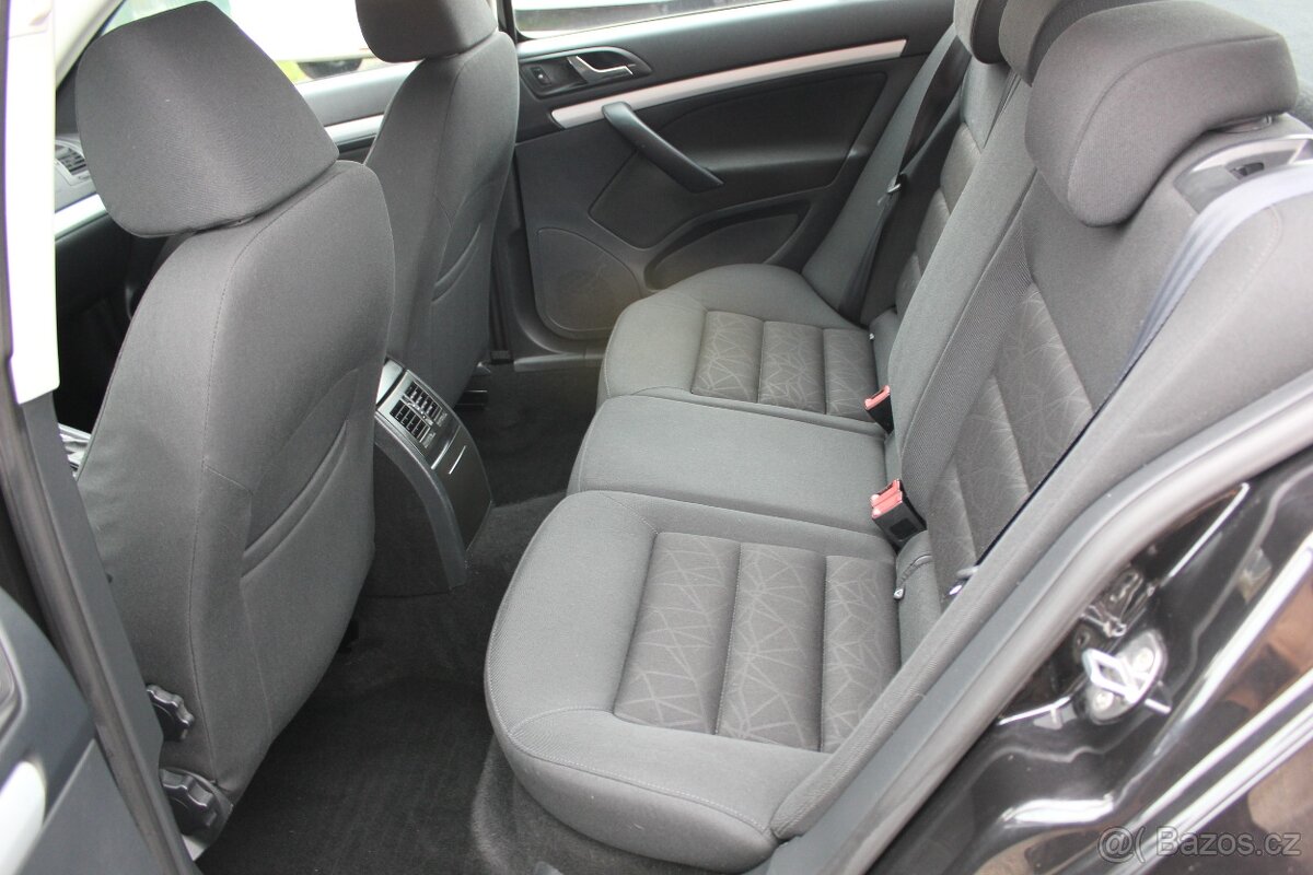 Škoda Octavia 1.4 TSI, DSG, VÝHŘEV, servis - 11