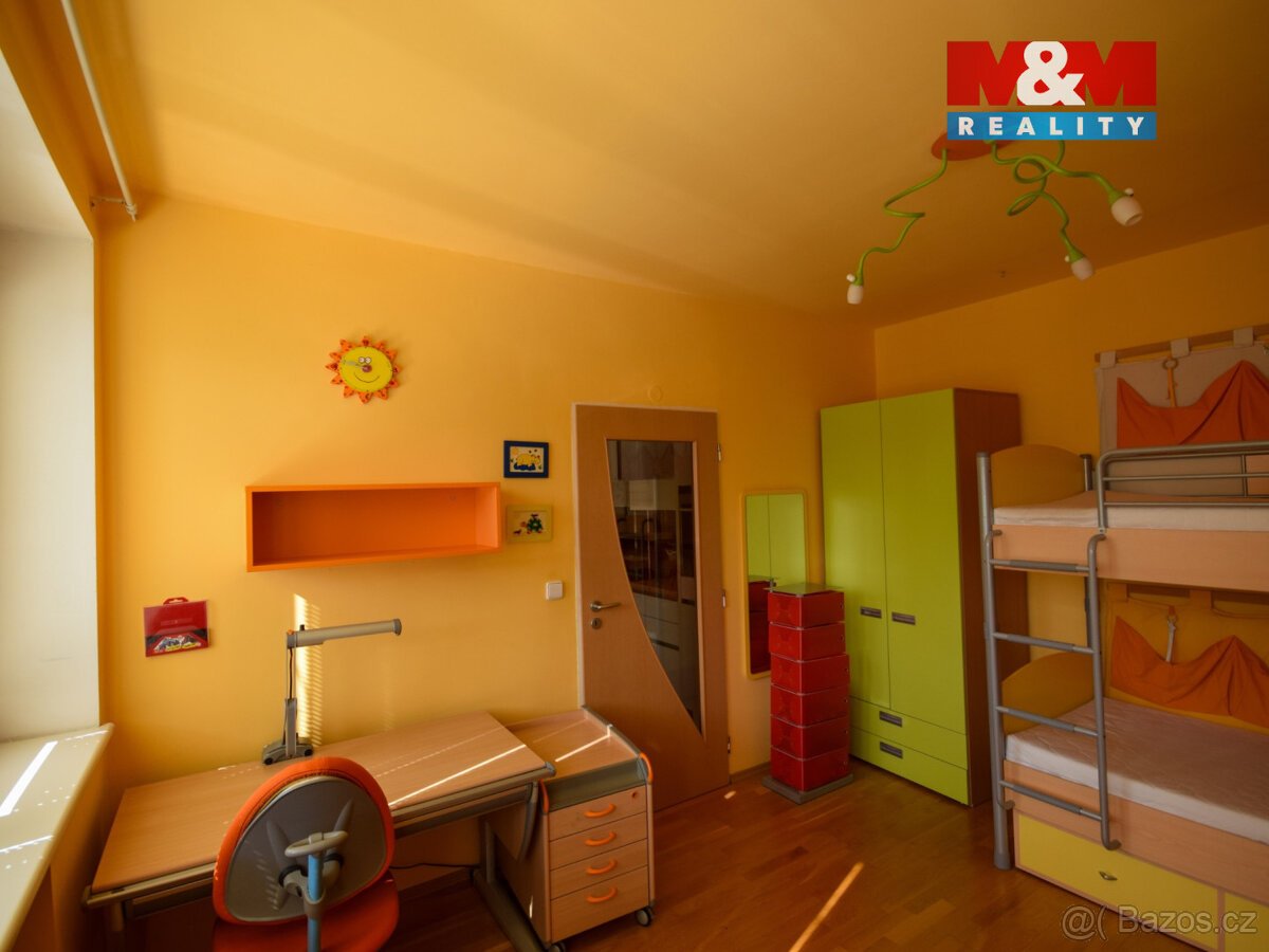 Prodej bytu 6+1, Krnov, ul. Albrechtická - 11