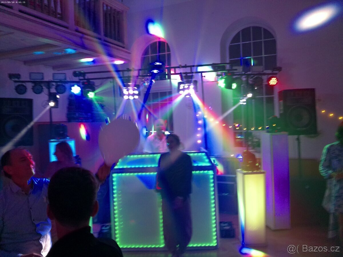 Svatební DJ - zajištění hudební produkce - 11