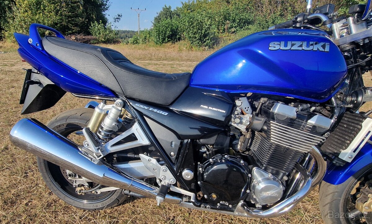 Suzuki GSX 1400 - 11