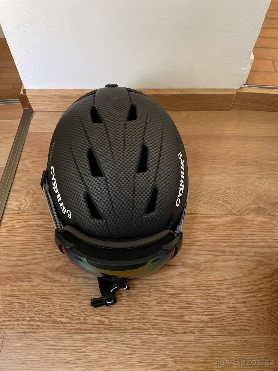 Lyžařské vybavení - 11