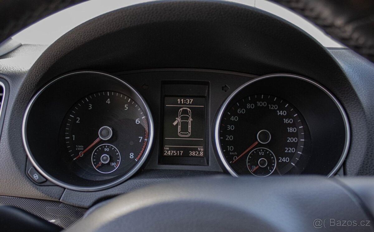 Volkswagen Golf 1.8 TSI 2010 - 11