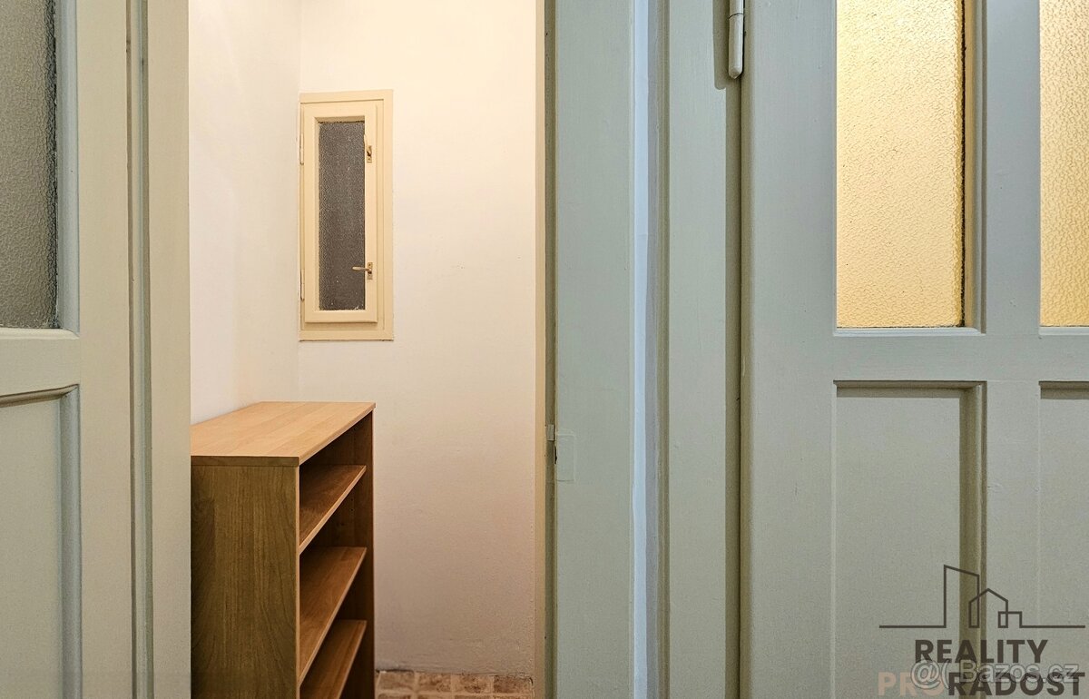 Pronájem bytu 2kk u metra Vysočanská - 11