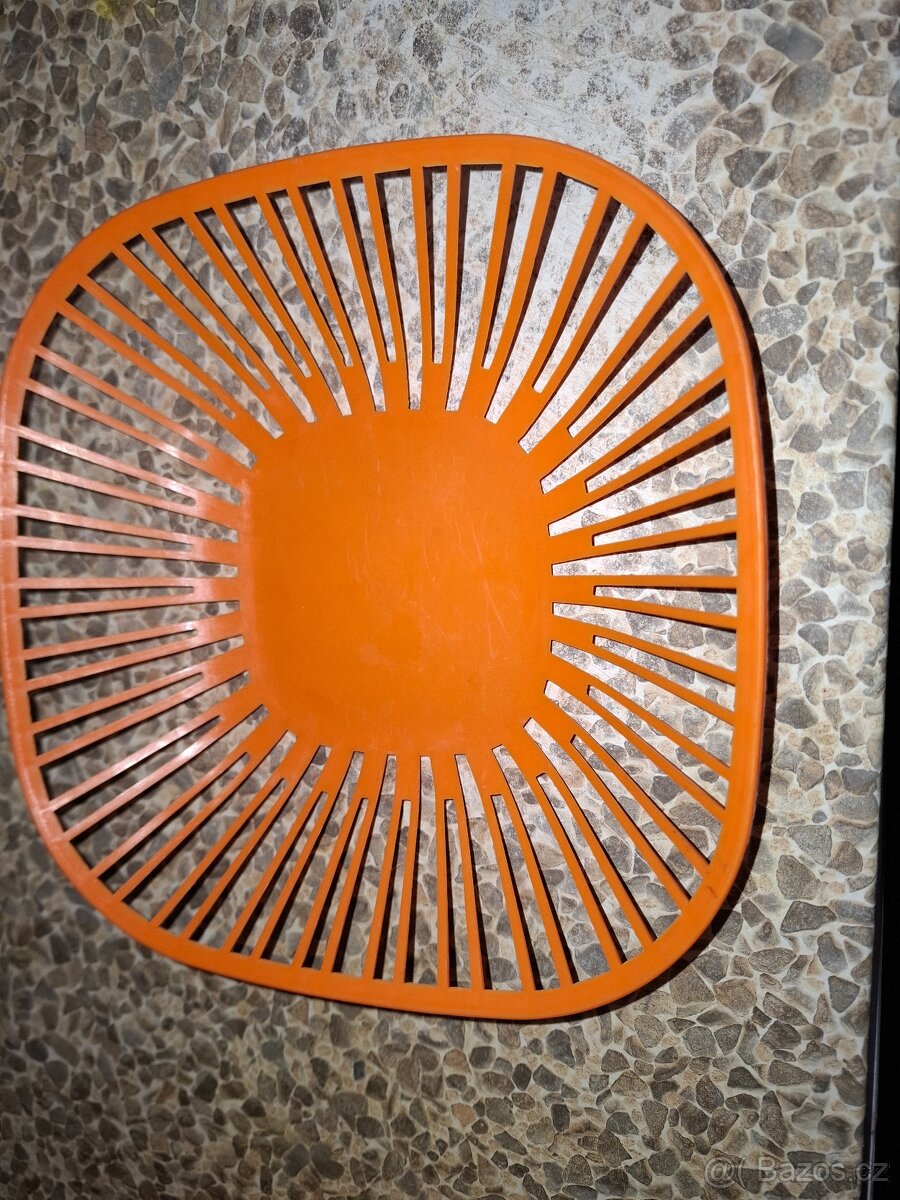 Retro plastové košíky - 11