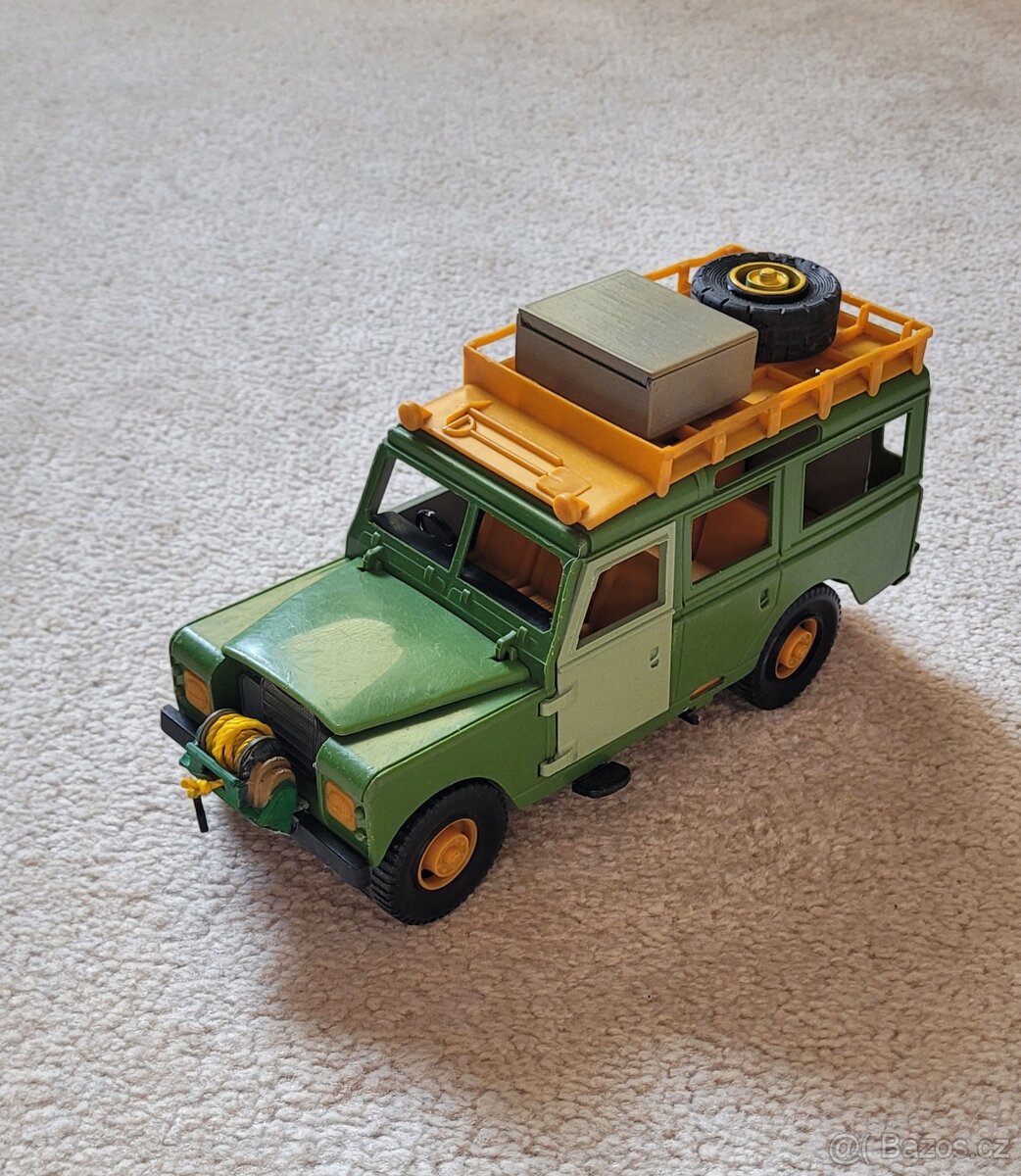 Bruder auto Land Rover - 11