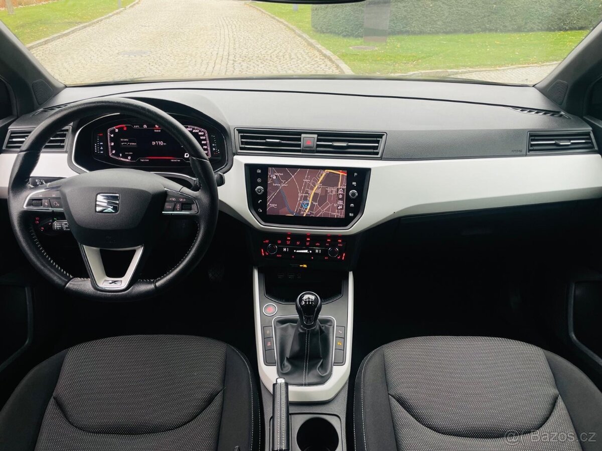 Seat Arona 1.6TDI VÝHŘEV KAMERA XCELLENCE VIRTUAL COCKPIT - 11