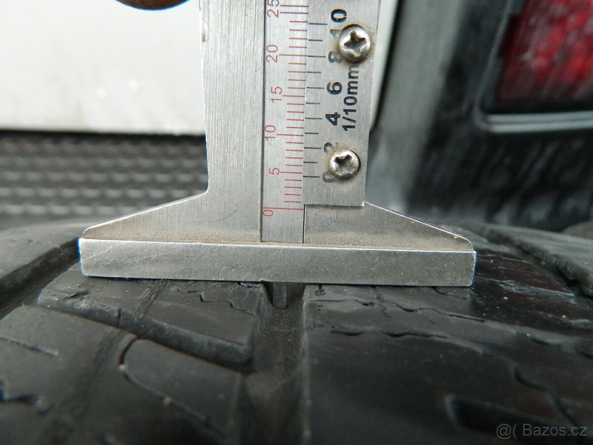 kola ford Transit + pneu R15C - 11