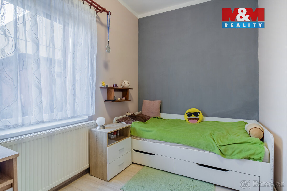 Prodej nájemního domu v Mimoni, ul. nám. 1. máje - 11