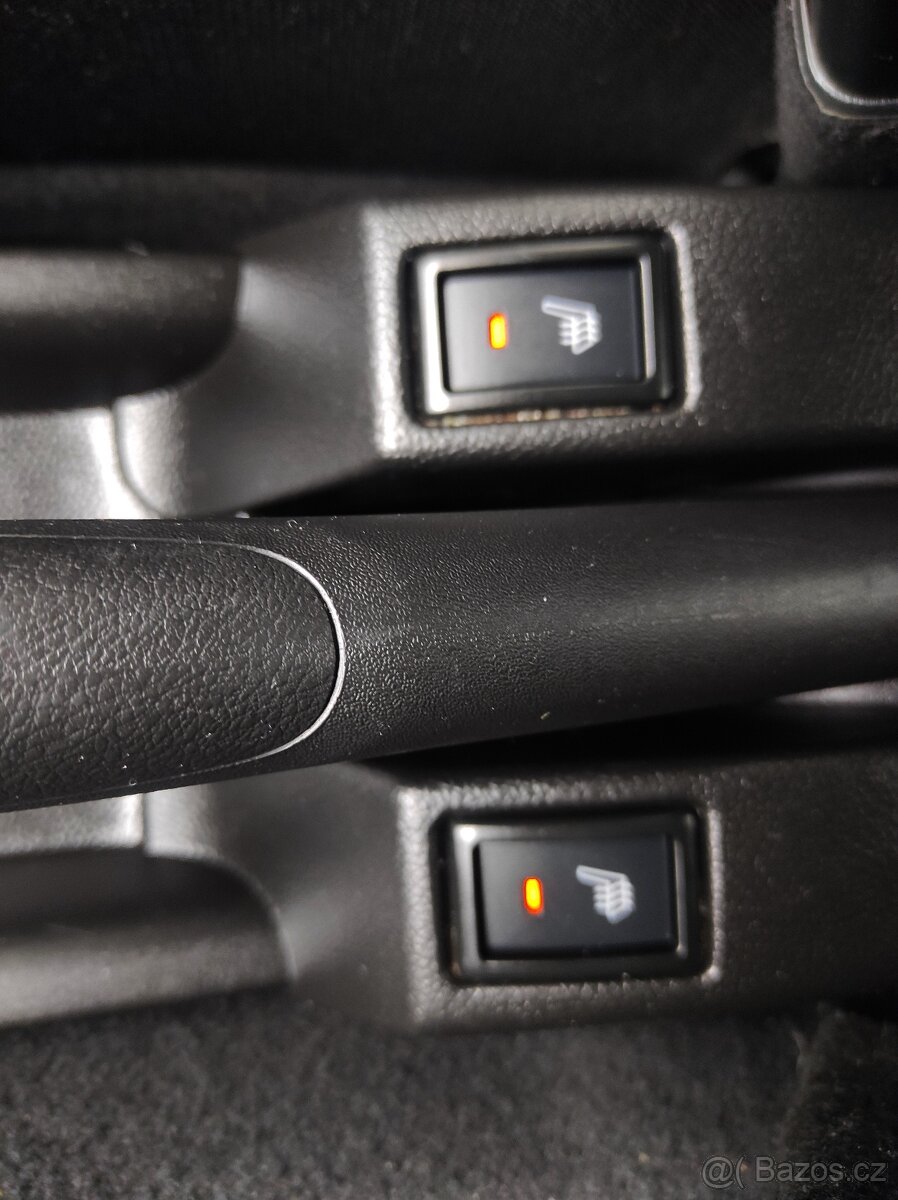 Suzuki Swift, 1,2i 4x4, ČR, Serviska - 11