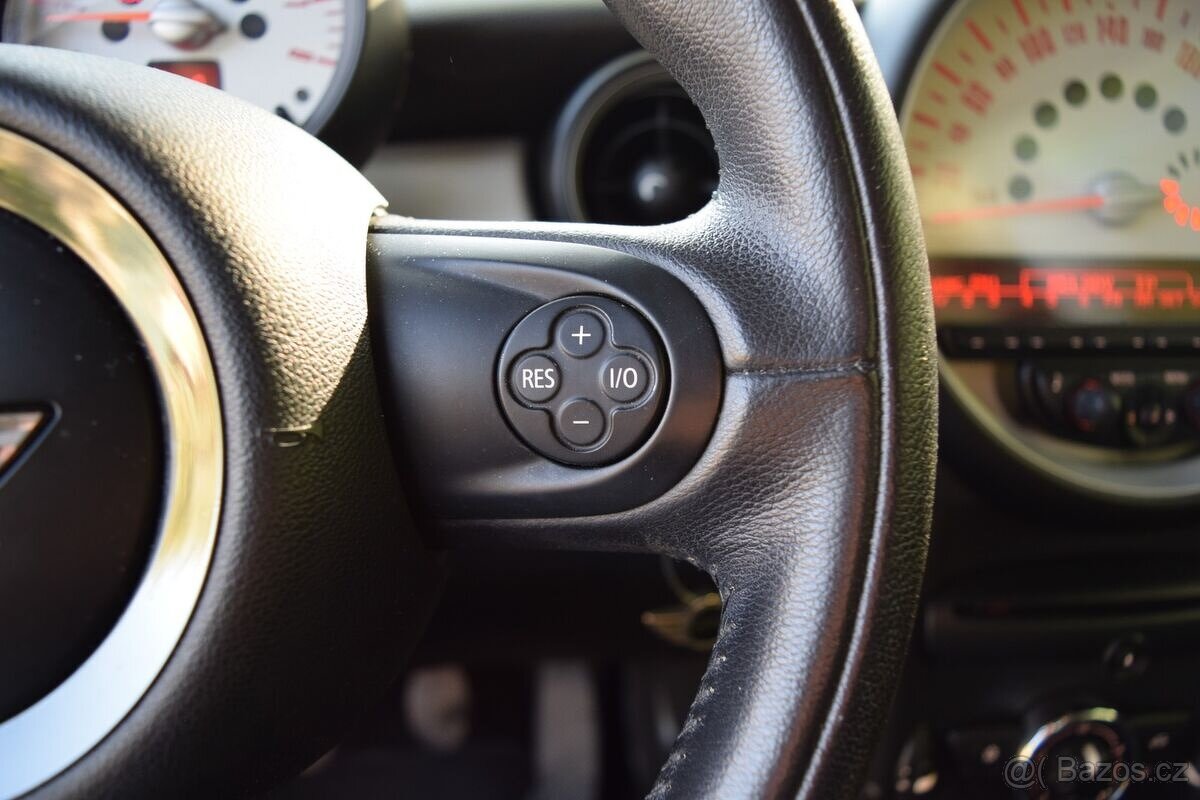 Mini Cooper R56 1.6benzín 90kW 2010 3dv. M6 - 11