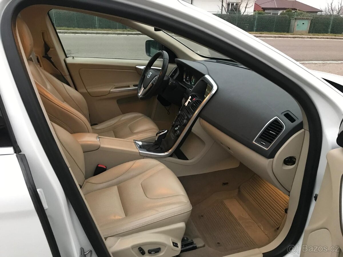 Volvo xc 60 D5 - 11