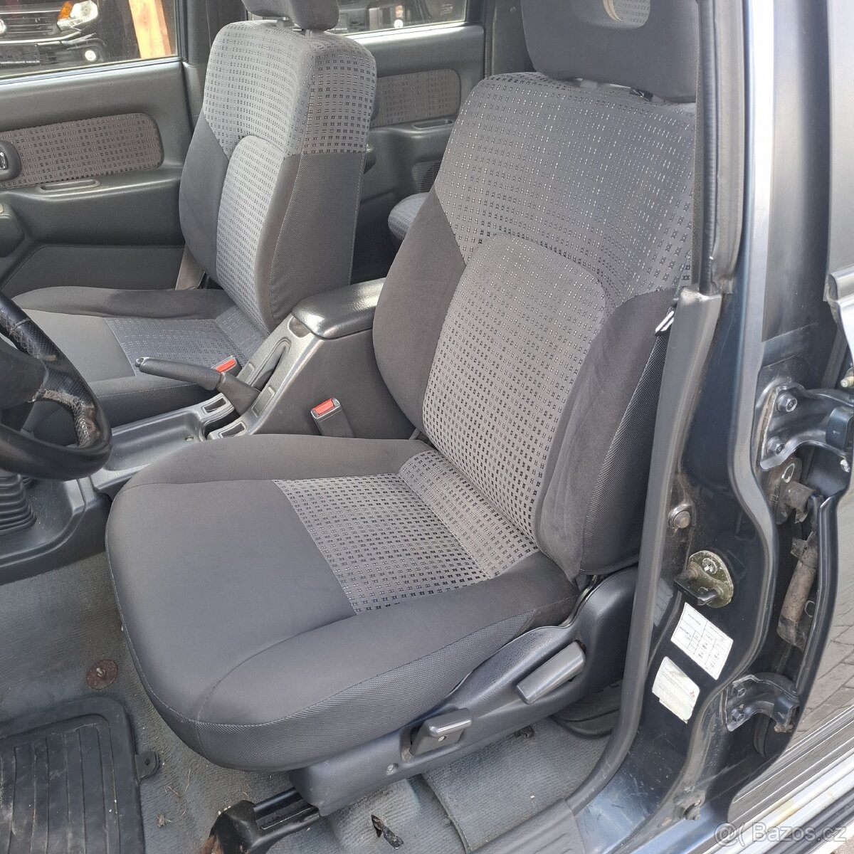 Mitsubishi l200 r.v.2005 - 11