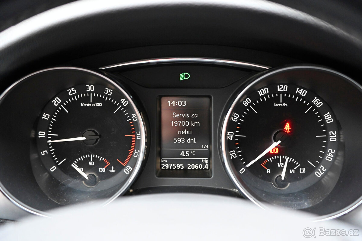 Škoda Superb 2, 2,0 TDI 125 kw, combi - 11