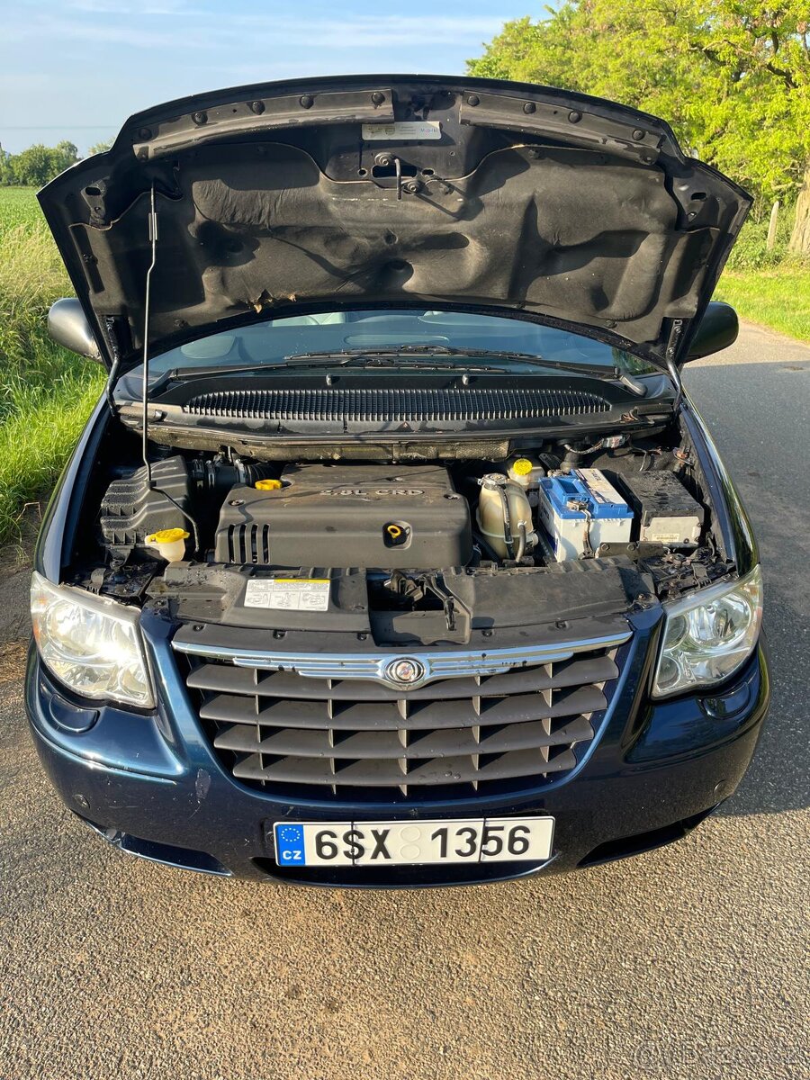 Chrysler Grand Voyager - 11