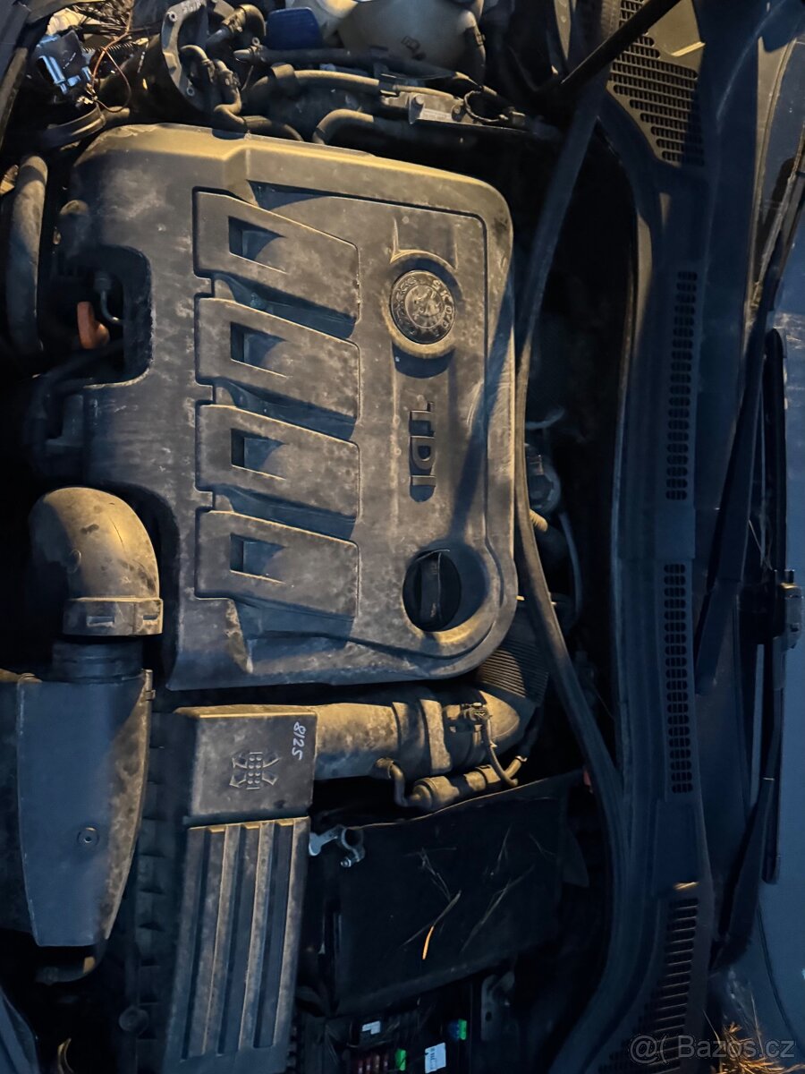 Náhradní díly na Škoda superb 2/II - 11