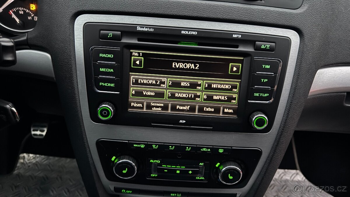 Škoda Octavia RS 2.0TDI 125kW XENON - 11