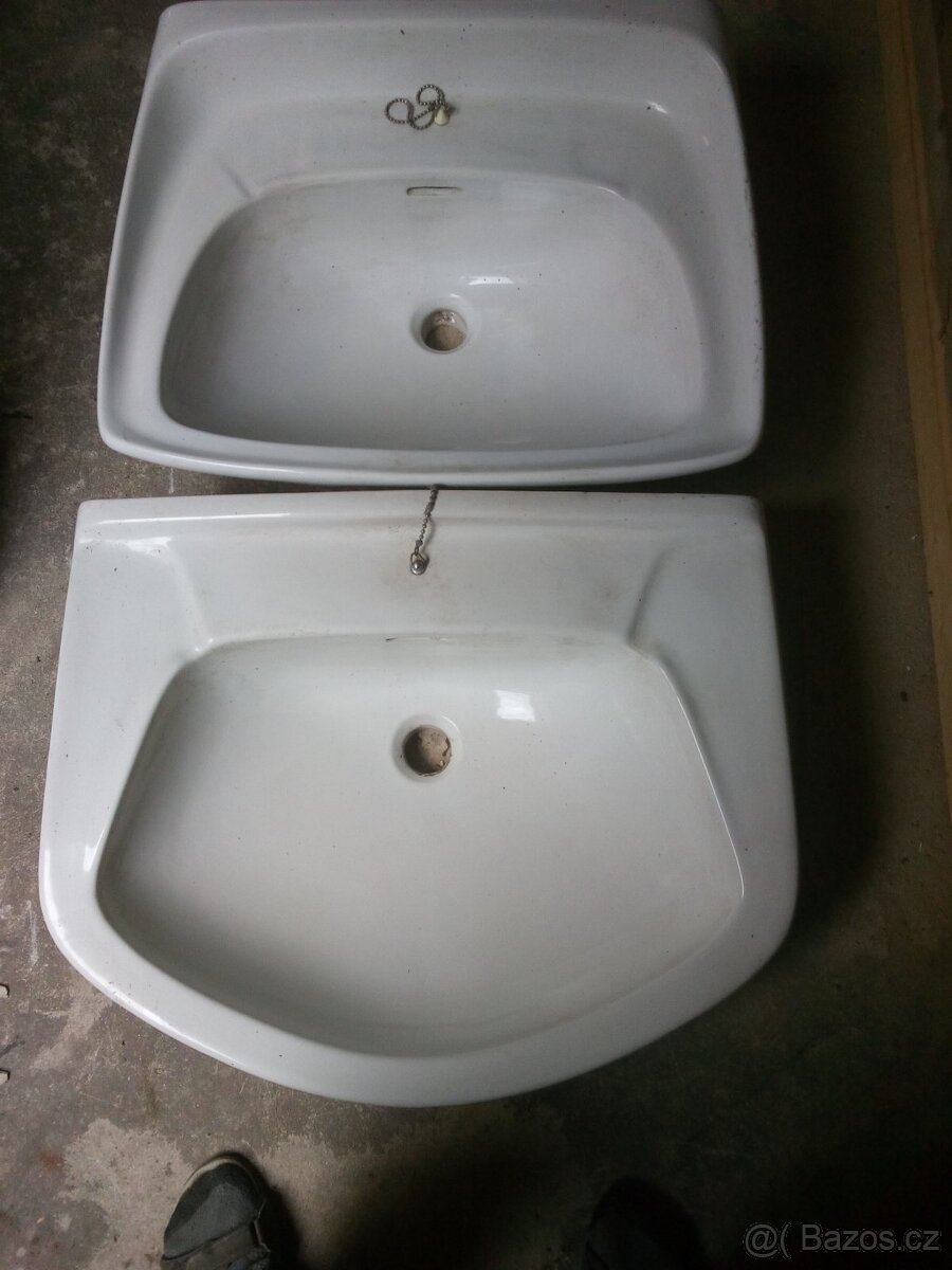 stavební materiál - zbylo ze stavby: - 11