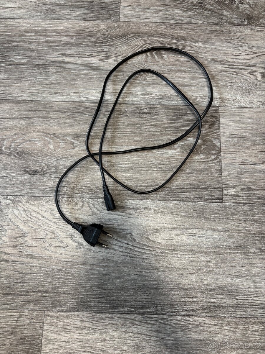 Playstation 4 slim (1 TB) - 11