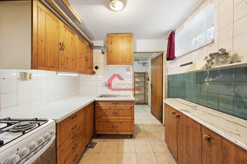 Prodej, patrový rodinný dům Velké Bílovice, možné dvougen.by - 11