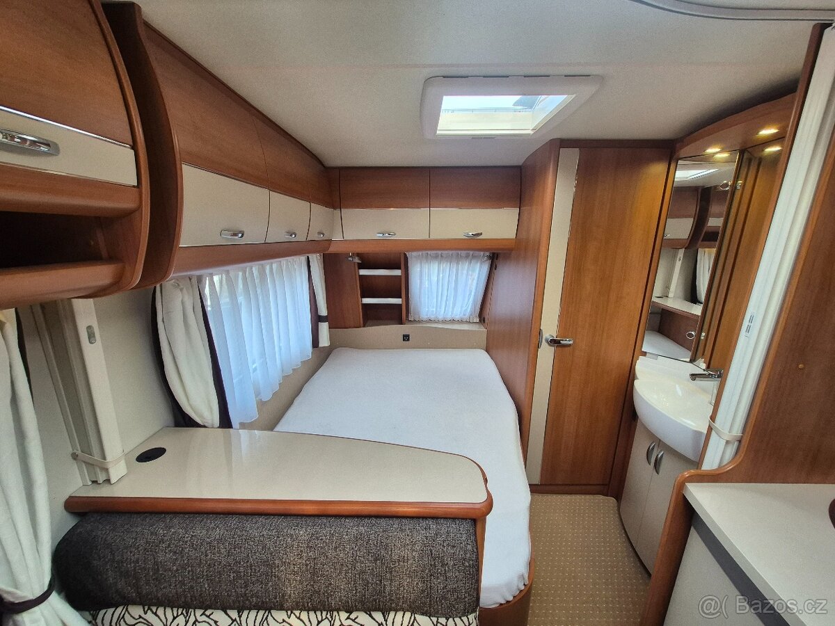 Obytný přívěs Hobby Excellent 410 SFe - 11