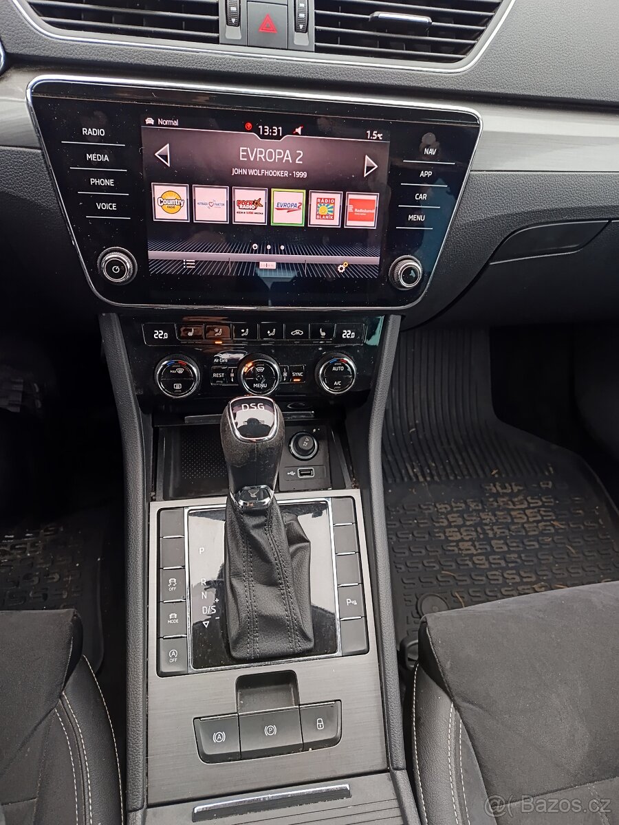 Prodám škoda Superb 2.0 TDI dsg 140 kw - 11