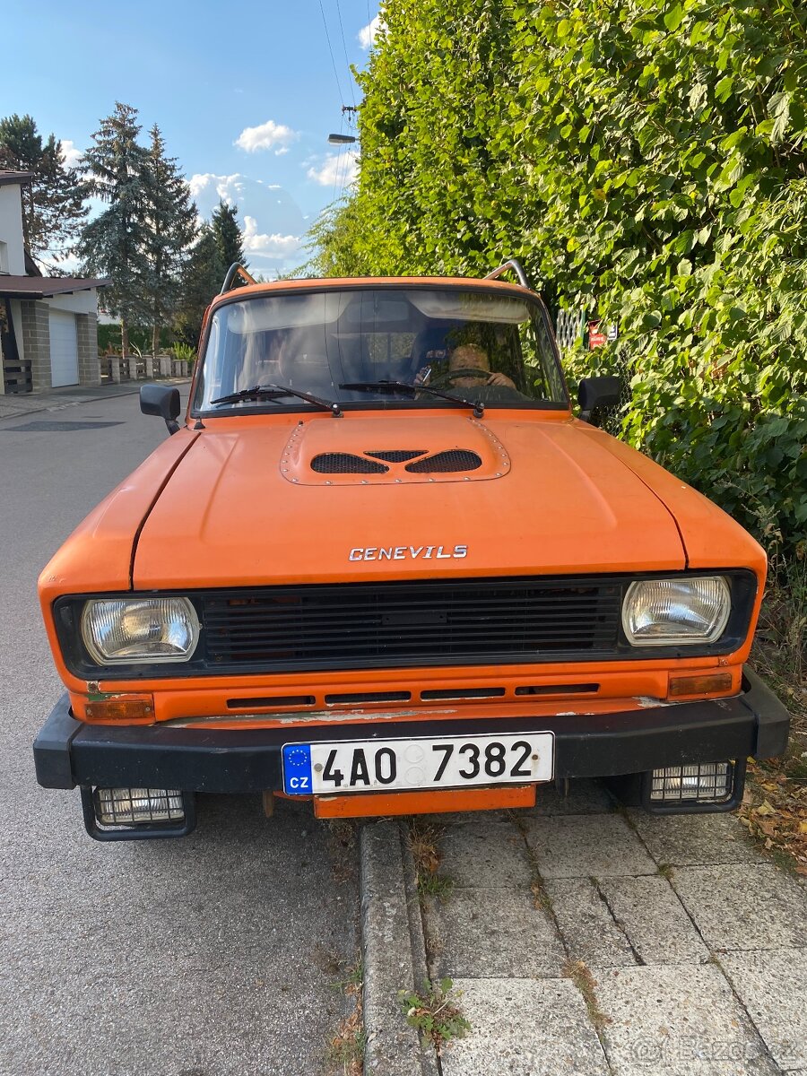 Moskvic 2137 kombi 2ks + dily s TP - 11