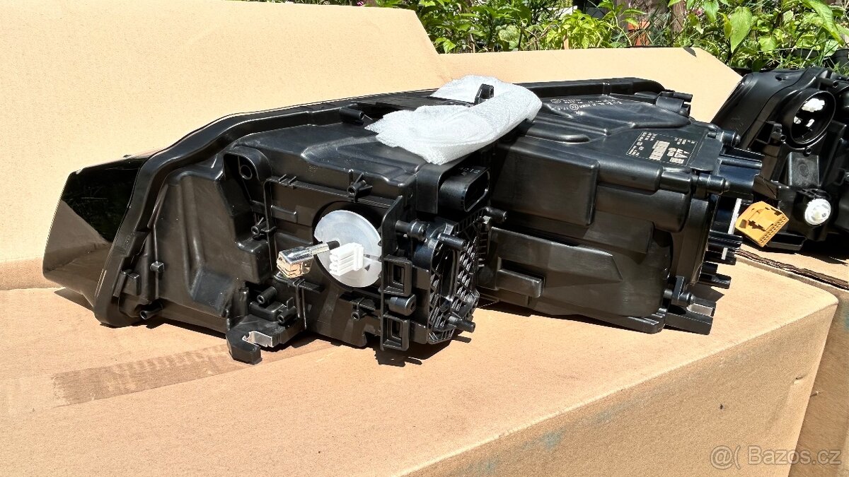 Světlomety AUDI A8 4H0 Facelift - 11