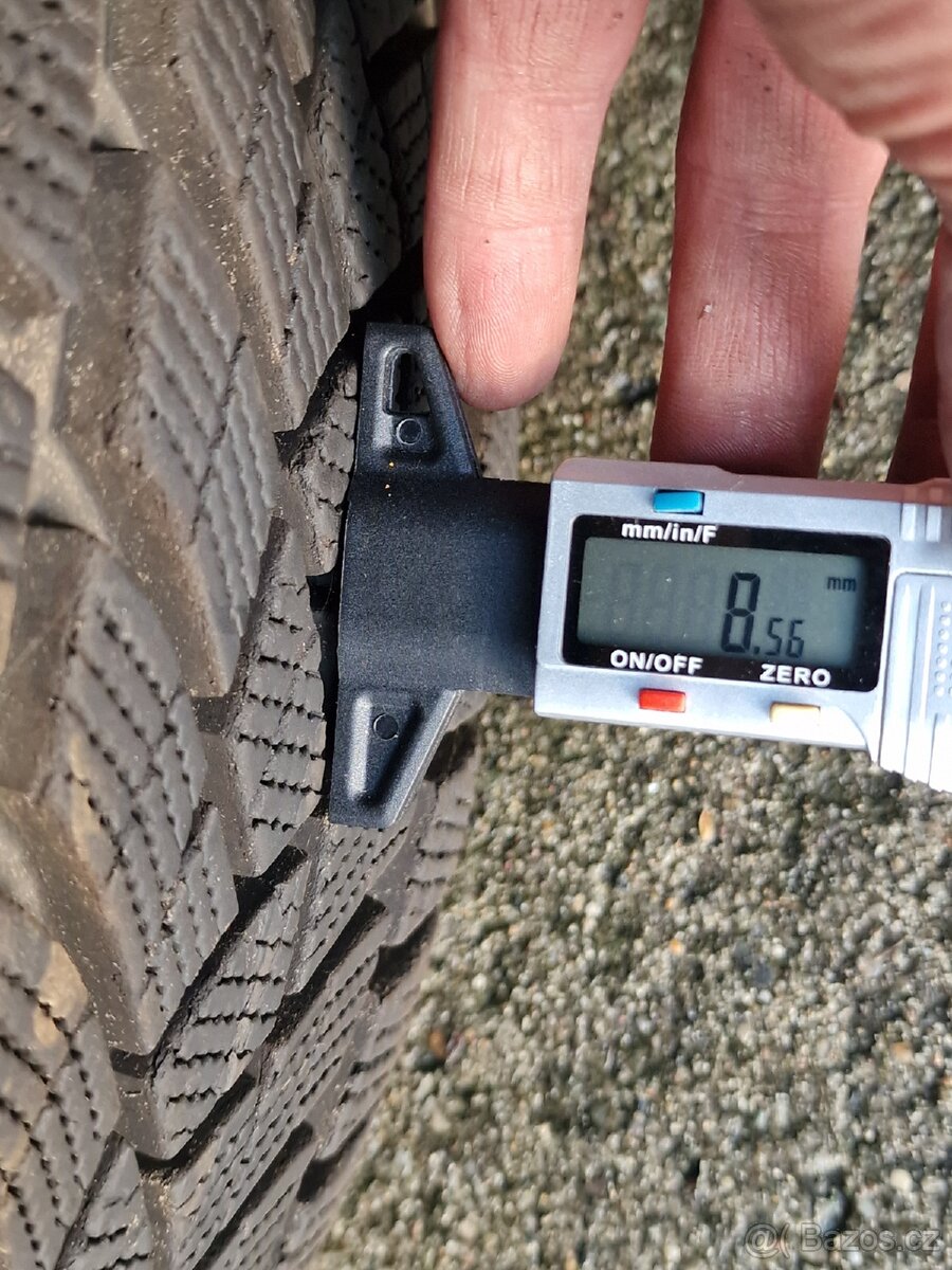 255/45/19 Zimní pneu Goodyear UltraGrip Performance - 11