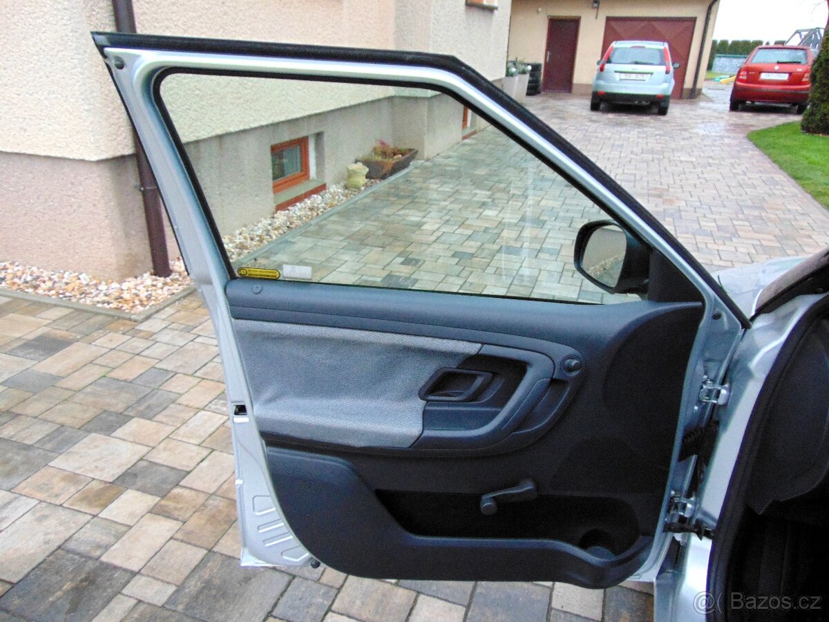 ŠKODA FABIA II KOMBI 1.4 16V,PŮVOD ČR,2.MAJ,KLIMA - 11