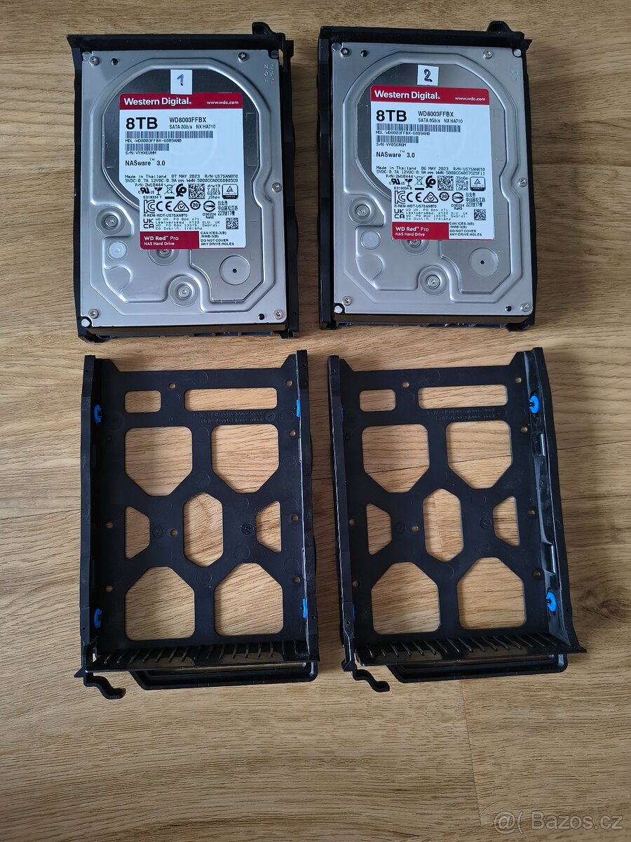 NAS QNAP TS-464 + 2 x 8 TB HDD - 11