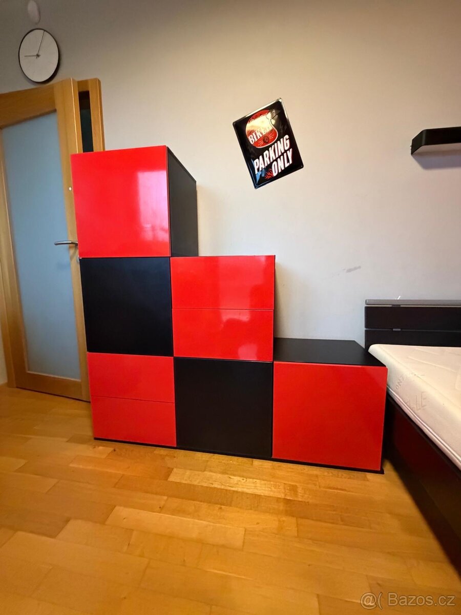 Komplet dětský pokoj s postelí a matraci - 11