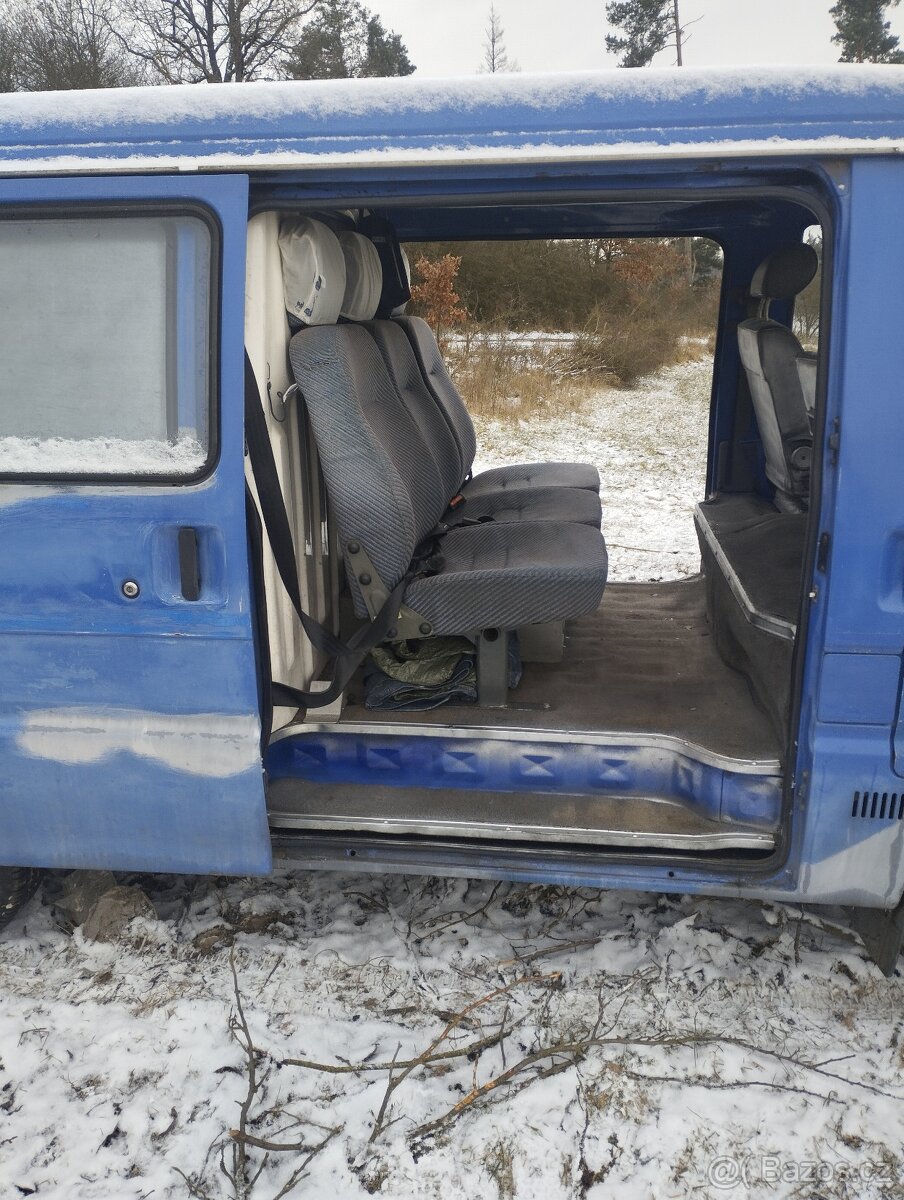 E2200 4x4 - 11